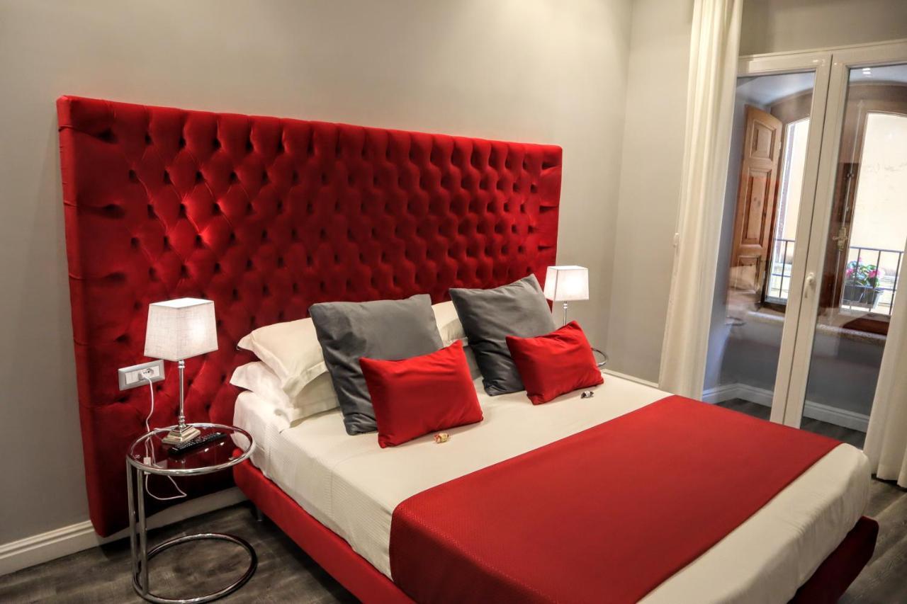 Millina Suites In Navona Рим Екстериор снимка