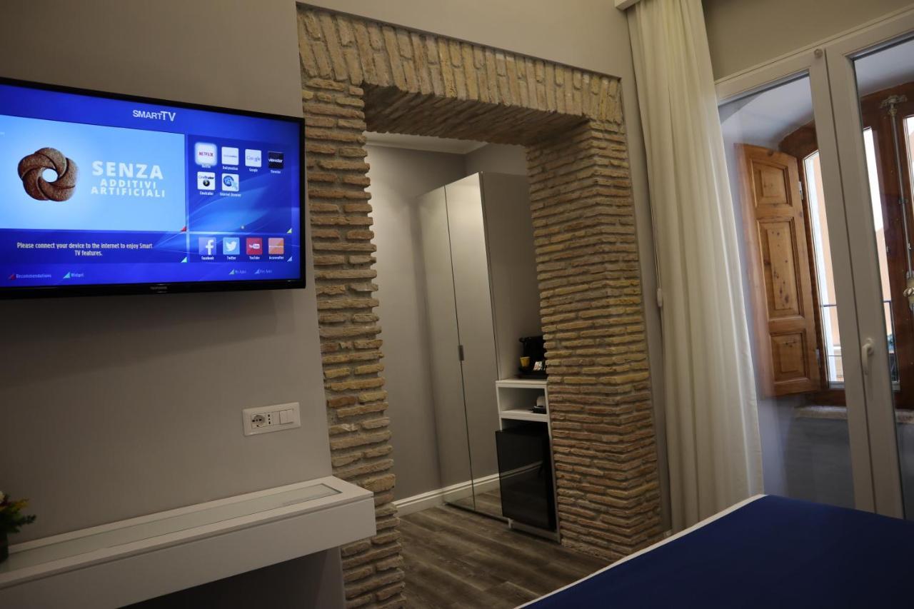 Millina Suites In Navona Рим Екстериор снимка