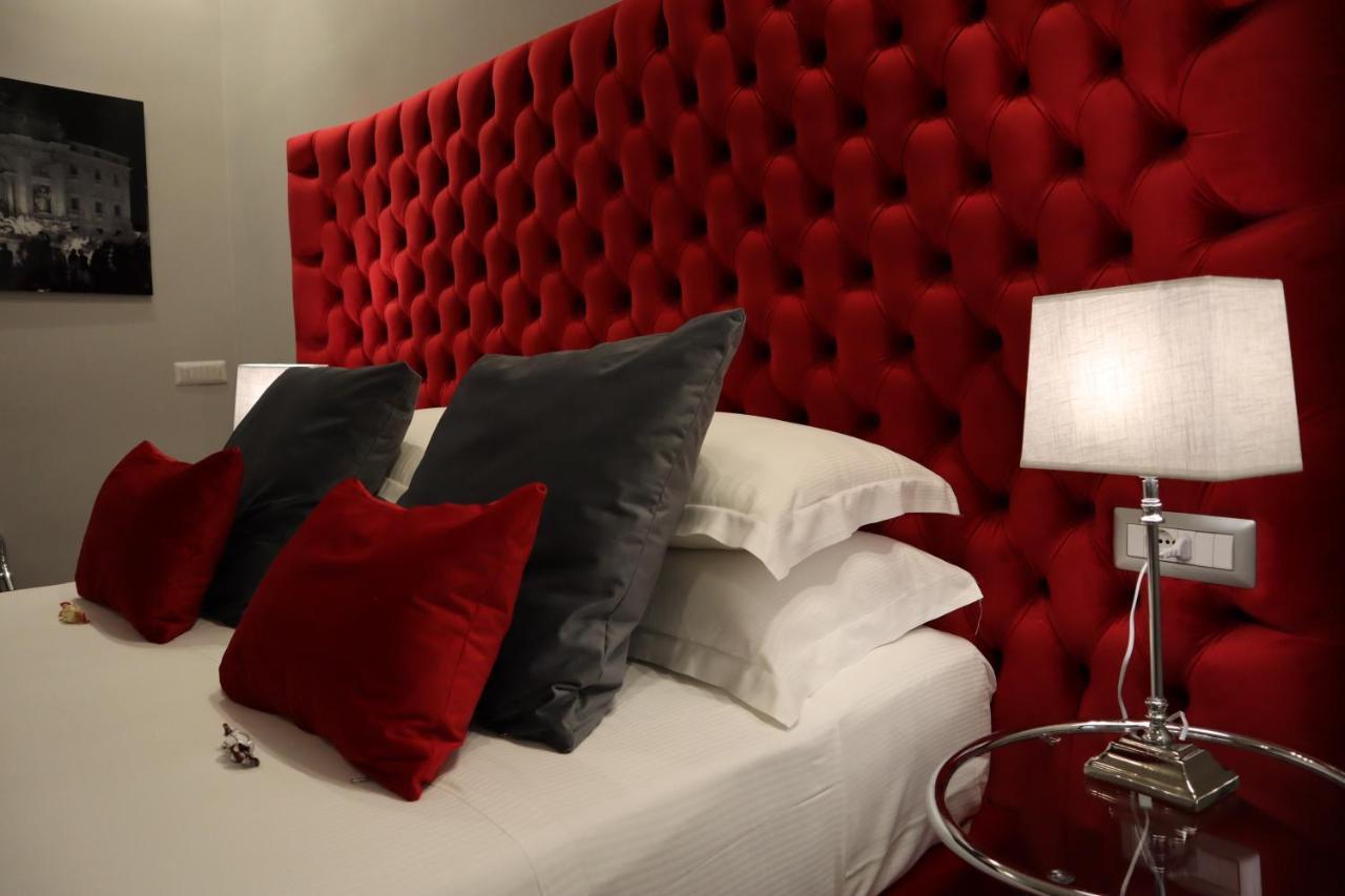 Millina Suites In Navona Рим Екстериор снимка
