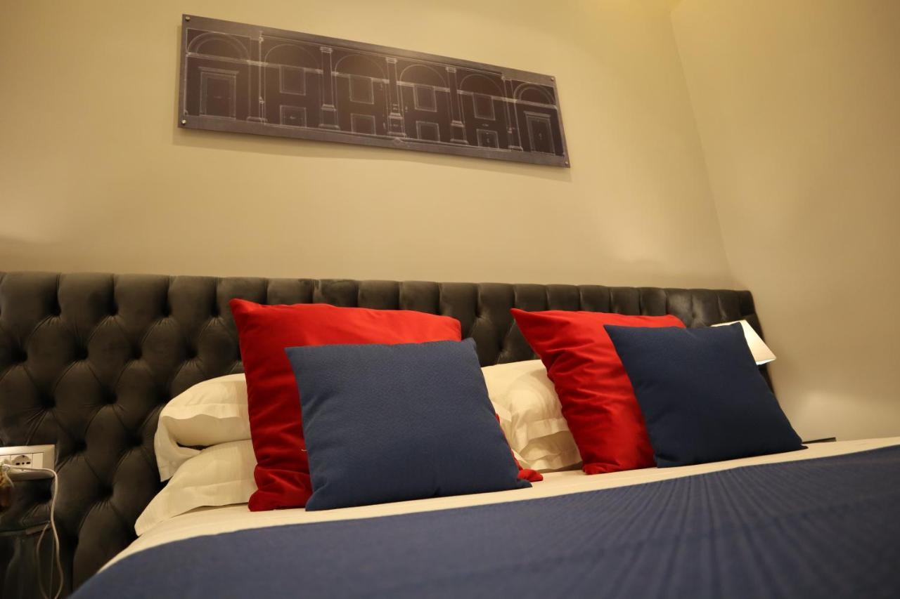 Millina Suites In Navona Рим Екстериор снимка