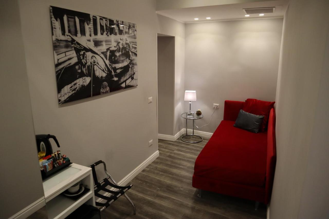 Millina Suites In Navona Рим Екстериор снимка