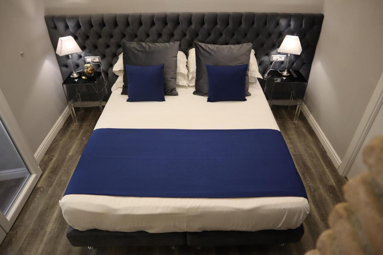 Millina Suites In Navona Рим Екстериор снимка