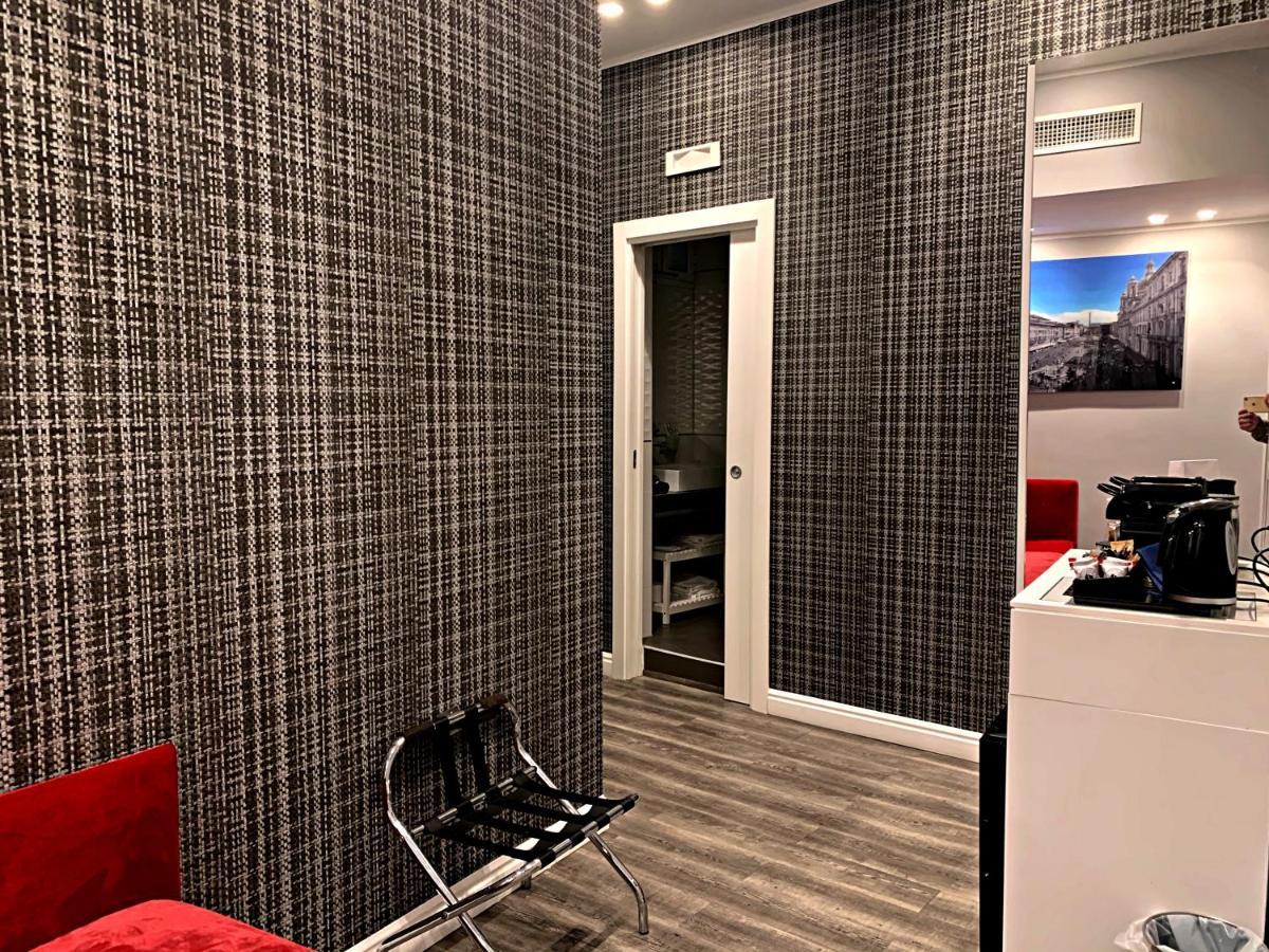 Millina Suites In Navona Рим Екстериор снимка