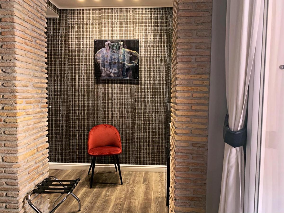 Millina Suites In Navona Рим Екстериор снимка