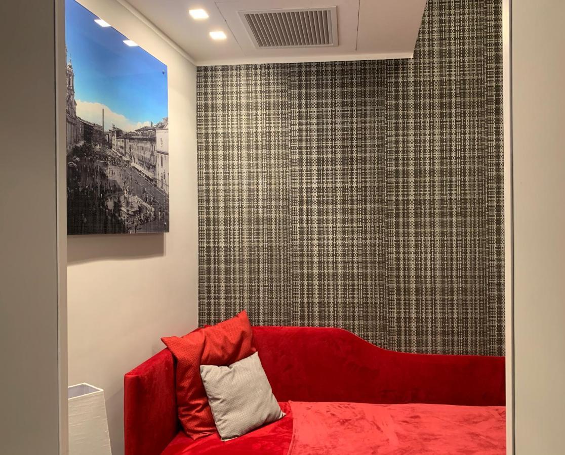 Millina Suites In Navona Рим Екстериор снимка